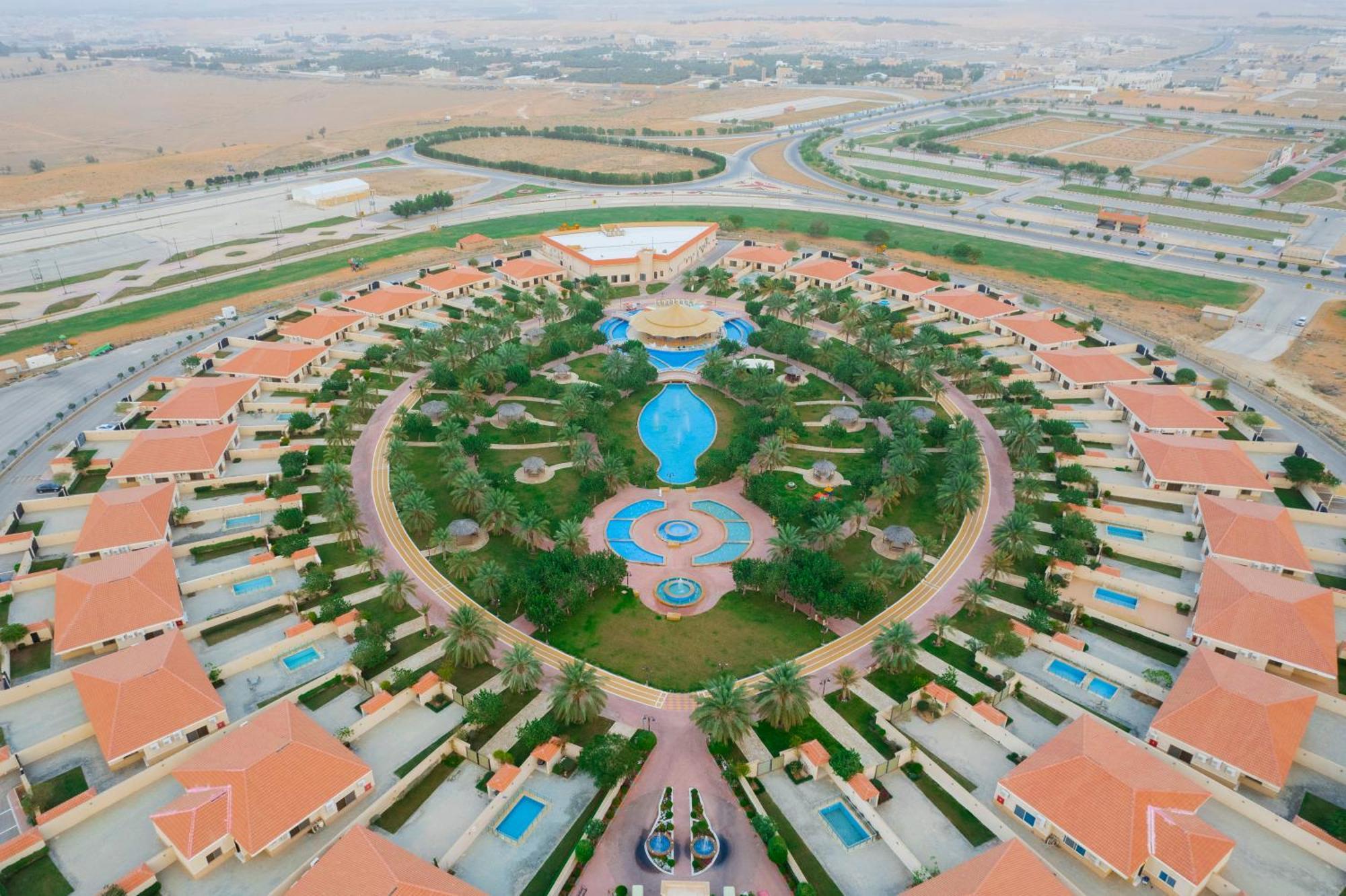 Swiss International Resort Unaizah Al Qassim Exterior photo